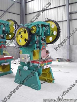 安徽巨星集團三洋機床廠 供應(yīng)16t、25t、40t普通沖床，價格實惠，圖片展示